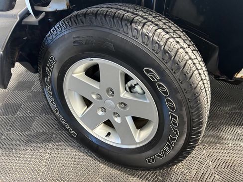 Used 2013 Jeep Wrangler Sport image 28