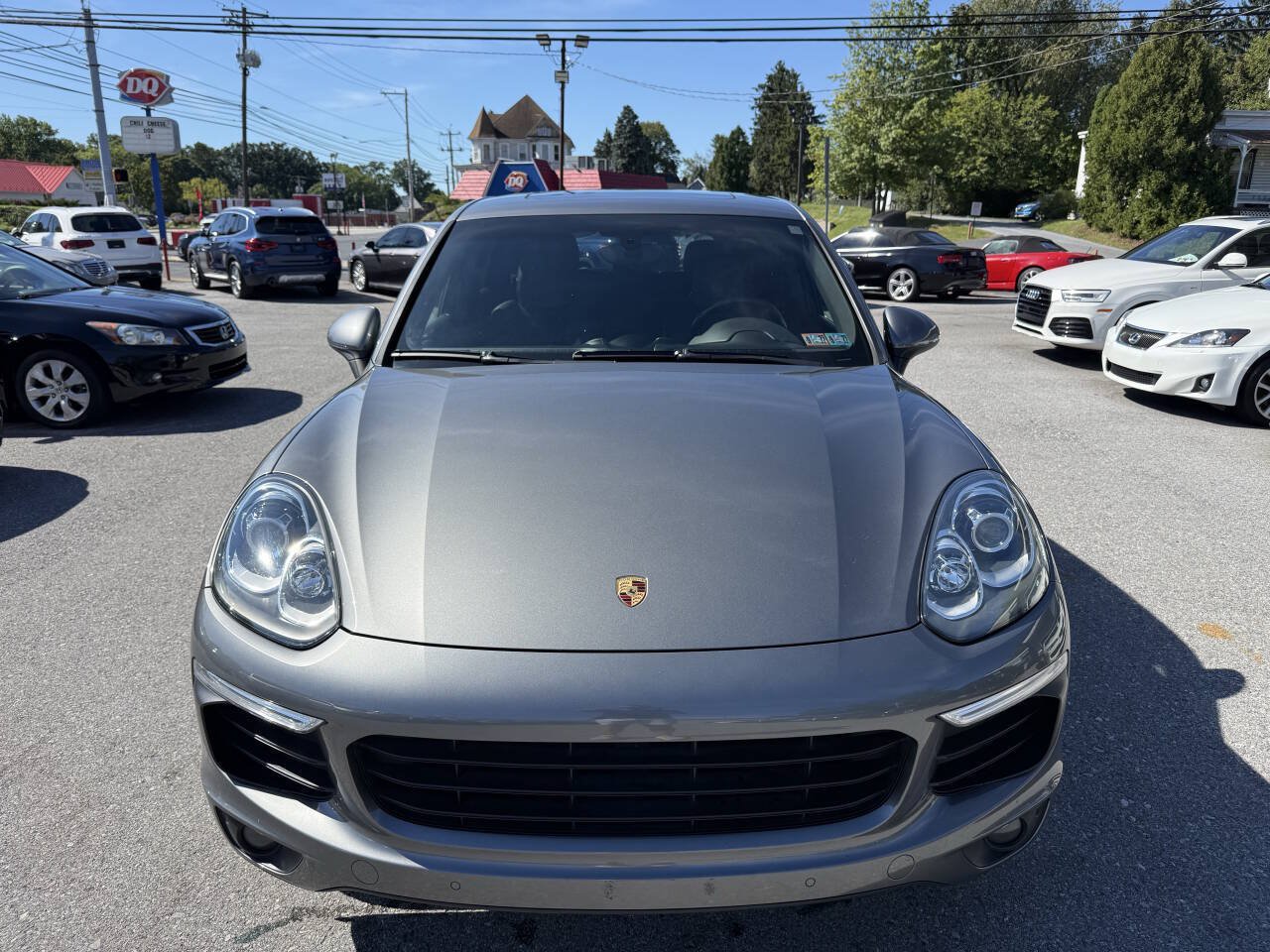 Used 2016 Porsche Cayenne AWD/4WD image 2