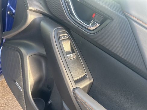 Certified 2025 Subaru Crosstrek 2.5i Limited image 8