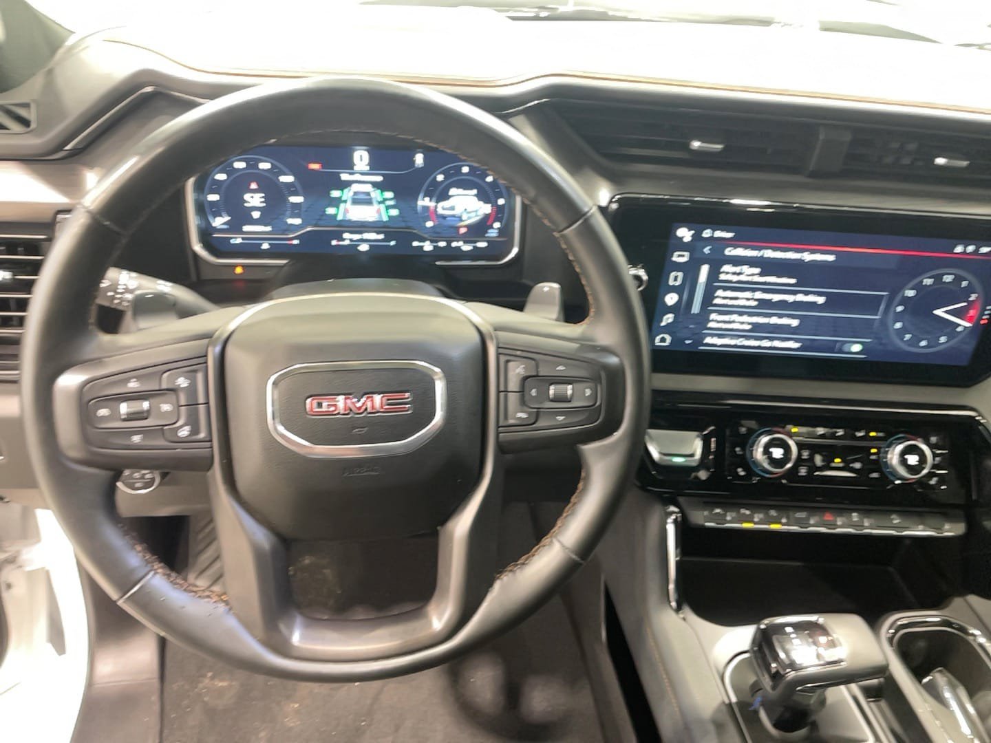 Used 2023 GMC Sierra 1500 AT4 w/ AT4 Premium Package AWD/4WD image 11
