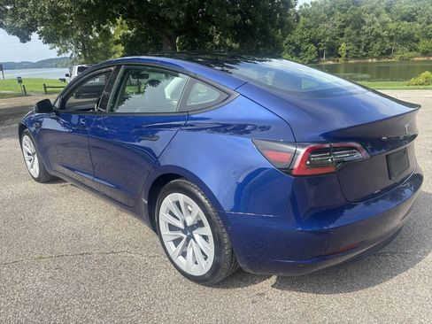 Used 2022 Tesla Model 3 RWD image 7