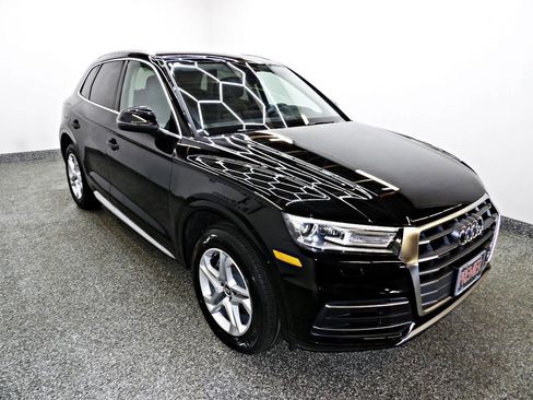 Used 2019 Audi Q5 2.0T Premium image 3