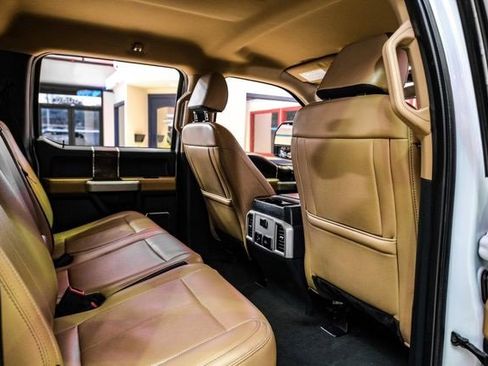 Used 2022 Ford F250 Lariat w/ Lariat Value Package image 33