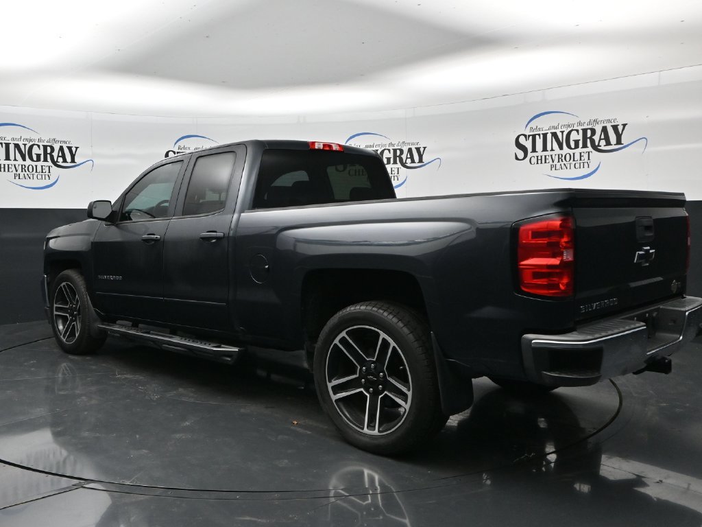 Used 2018 Chevrolet Silverado 1500 LT w/ All Star Edition RWD image 5
