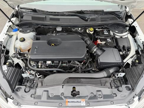 Used 2020 Lincoln Corsair FWD w/ Equipment Group 101A image 6