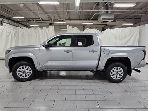 New 2025 Toyota Tacoma SR5 image 10