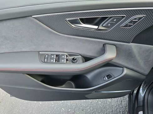 New 2026 Audi SQ8 Prestige image 21