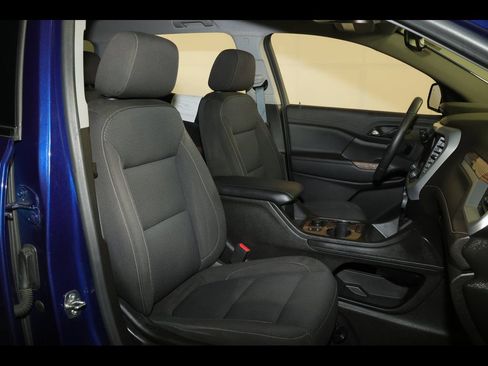 Used 2023 GMC Acadia SLE w/ Driver Convenience Package AWD/4WD image 18