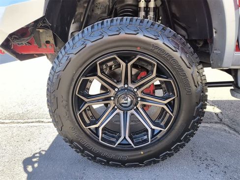 Used 2014 RAM 2500 Laramie image 10