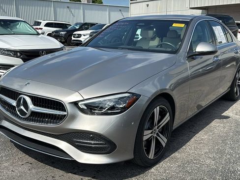 Used 2022 Mercedes-Benz C 300 Sedan image 7
