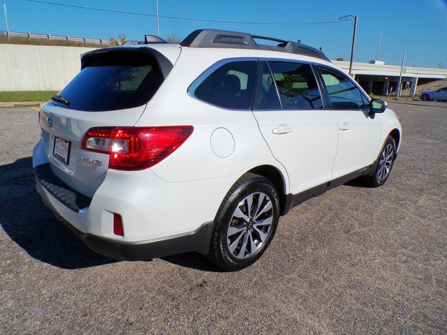 Used 2017 Subaru Outback 2.5i Limited w/ Popular Package #5 AWD/4WD image 8