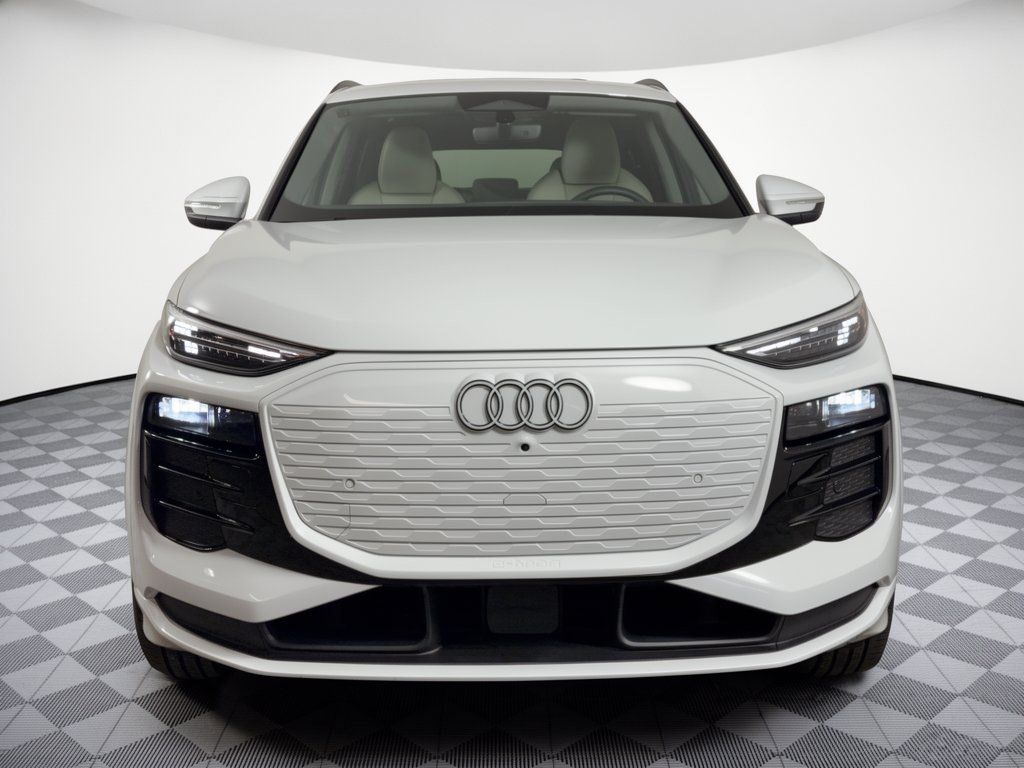Used 2025 Audi Q6 e-tron Premium Plus w/ Premium Plus AWD/4WD image 6
