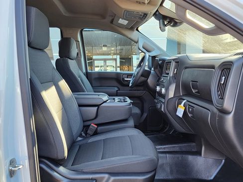 New 2026 GMC Sierra 3500 Pro w/ Convenience Package image 40