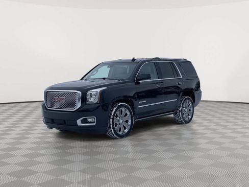 Used 2016 GMC Yukon Denali w/ Open Road Package image 4