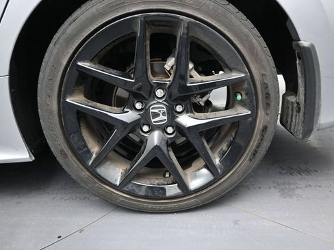 Used 2025 Honda Civic Sport image 9