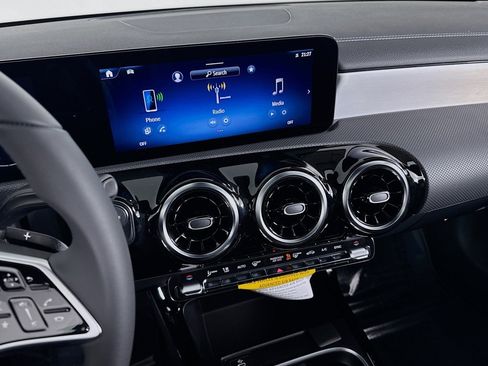 Certified 2026 Mercedes-Benz CLA 250 image 21