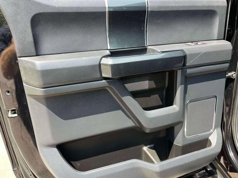Certified 2022 Ford F250 Lariat w/ Lariat Value Package AWD/4WD image 18