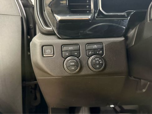 Used 2024 Chevrolet Silverado 1500 RST AWD/4WD image 26