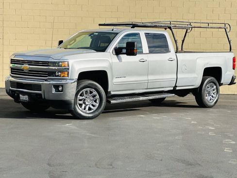 Used 2016 Chevrolet Silverado 3500 LT w/ LT Convenience Package RWD image 3
