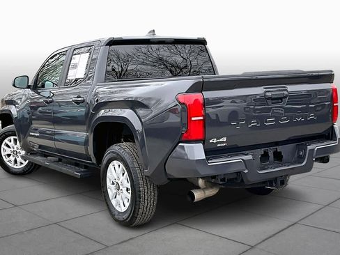 Certified 2025 Toyota Tacoma SR5 image 12