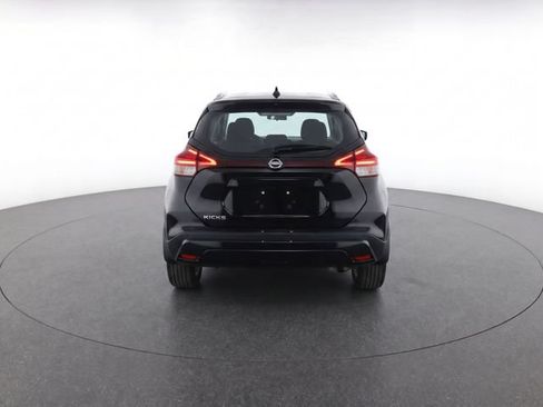 Used 2024 Nissan Kicks S FWD image 3