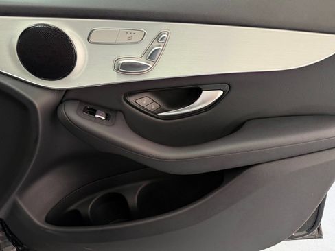Certified 2022 Mercedes-Benz GLC 300 image 21