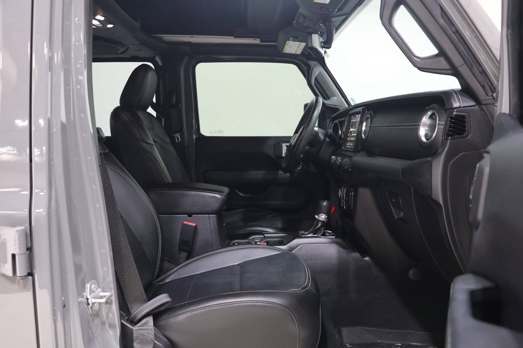 Used 2023 Jeep Wrangler Unlimited Sahara w/ Cold Weather Group AWD/4WD image 42
