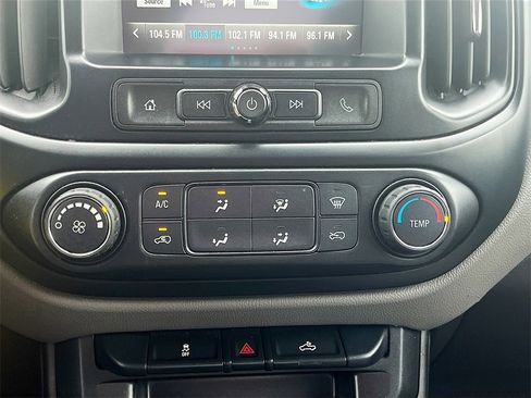 Used 2018 Chevrolet Colorado W/T image 15
