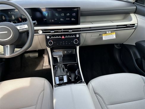 New 2026 Hyundai Tucson SEL image 4