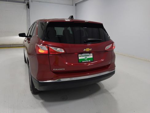 Used 2019 Chevrolet Equinox LT w/ Driver Convenience Package image 6