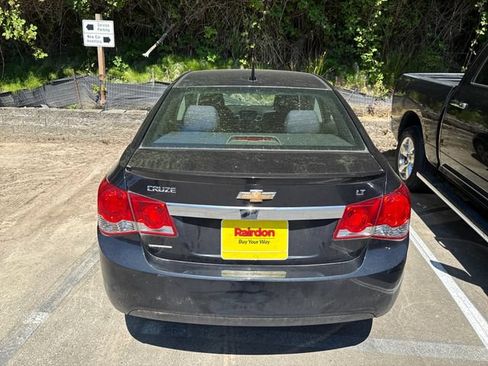 Used 2013 Chevrolet Cruze LT FWD image 6