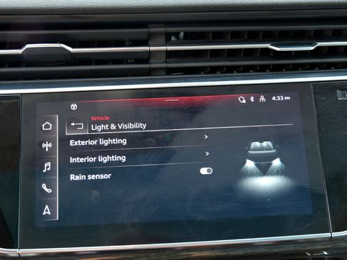 Used 2021 Audi Q7 3.0T Premium Plus image 20