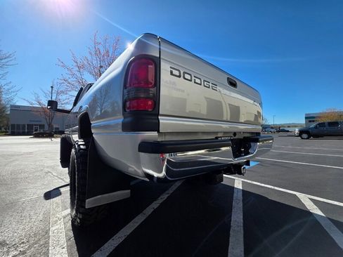 Used 2001 Dodge Ram 2500 Truck 4x4 Quad Cab image 12