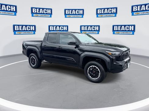 Used 2024 Toyota Tacoma TRD Off-Road AWD/4WD image 2