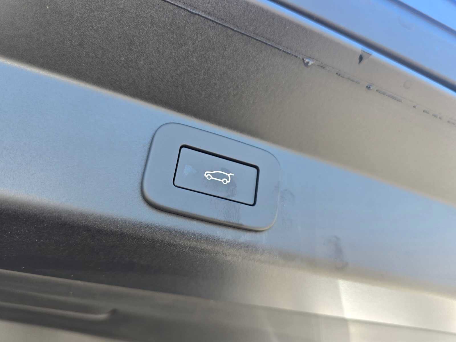 New 2027 Land Rover Range Rover Sport SE AWD/4WD image 16