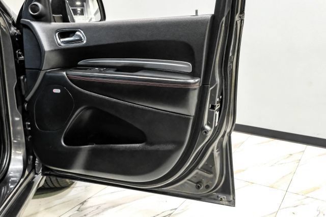 Used 2015 Dodge Durango R/T w/ Technology Group RWD image 41