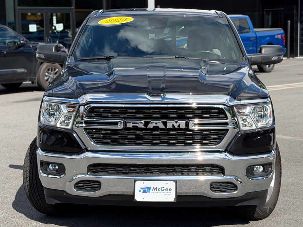 Used 2024 RAM 1500 Big Horn AWD/4WD image 2