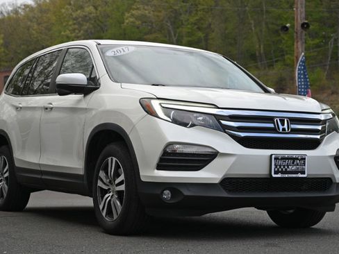 Used 2017 Honda Pilot EX-L image 7