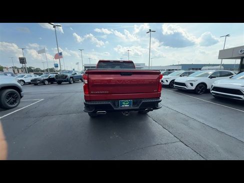 Used 2020 Chevrolet Silverado 1500 LT Trail Boss AWD/4WD image 7