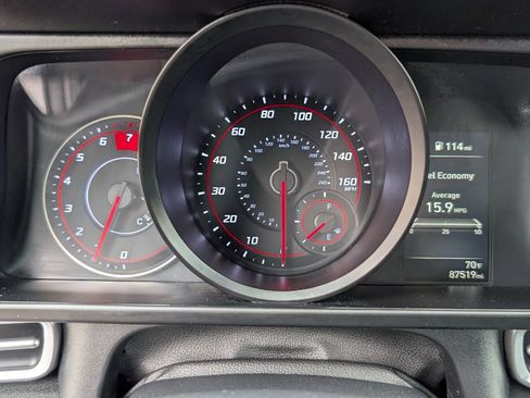 Used 2022 Hyundai Elantra SEL w/ Preferred Accessory Package FWD image 18