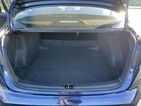 Used 2025 Toyota Corolla LE FWD image 9