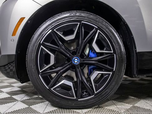 Used 2023 BMW iX xDrive50 w/ Sport Package image 38