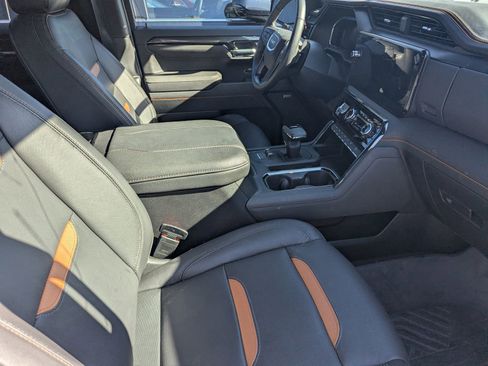 Used 2026 GMC Sierra 1500 AT4 w/ Technology Package image 8