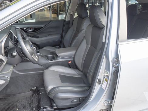 Used 2020 Subaru Outback Onyx Edition XT w/ Popular Package #2 image 8