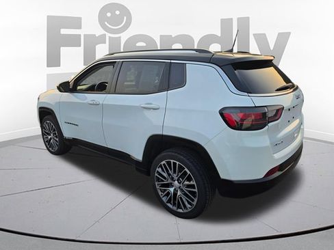 Used 2022 Jeep Compass Limited w/ Elite Group AWD/4WD image 7
