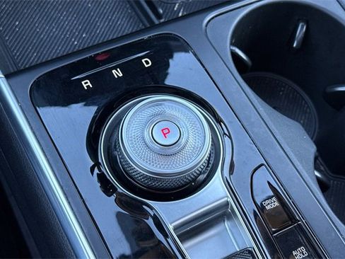 Certified 2025 Kia Carnival SX Prestige image 27