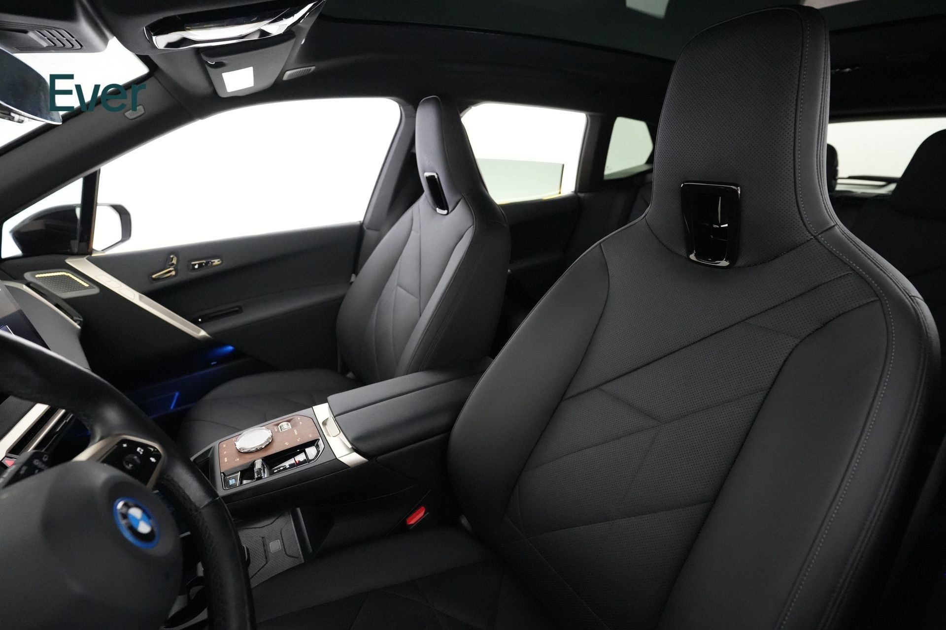 Used 2023 BMW iX M60 w/ Executive Package AWD/4WD image 4
