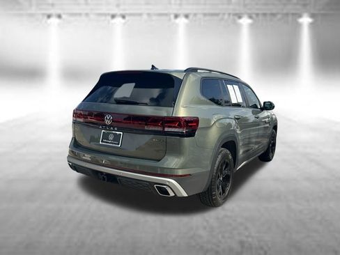Used 2026 Volkswagen Atlas Peak Edition AWD/4WD image 5