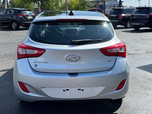 Used 2014 Hyundai Elantra GT w/ Option Group 03 FWD image 6
