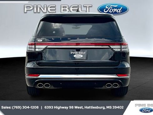 Used 2023 Lincoln Aviator Black Label w/ Dynamic Handling Package image 4